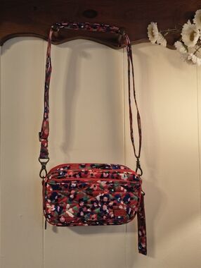 lug Roundabout XL Quilted Poppy Multicolor Crossbody Belt Bag Wristlet